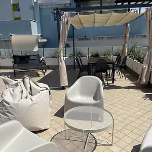 https://residence-siesta.emilia-romagnahotels.net